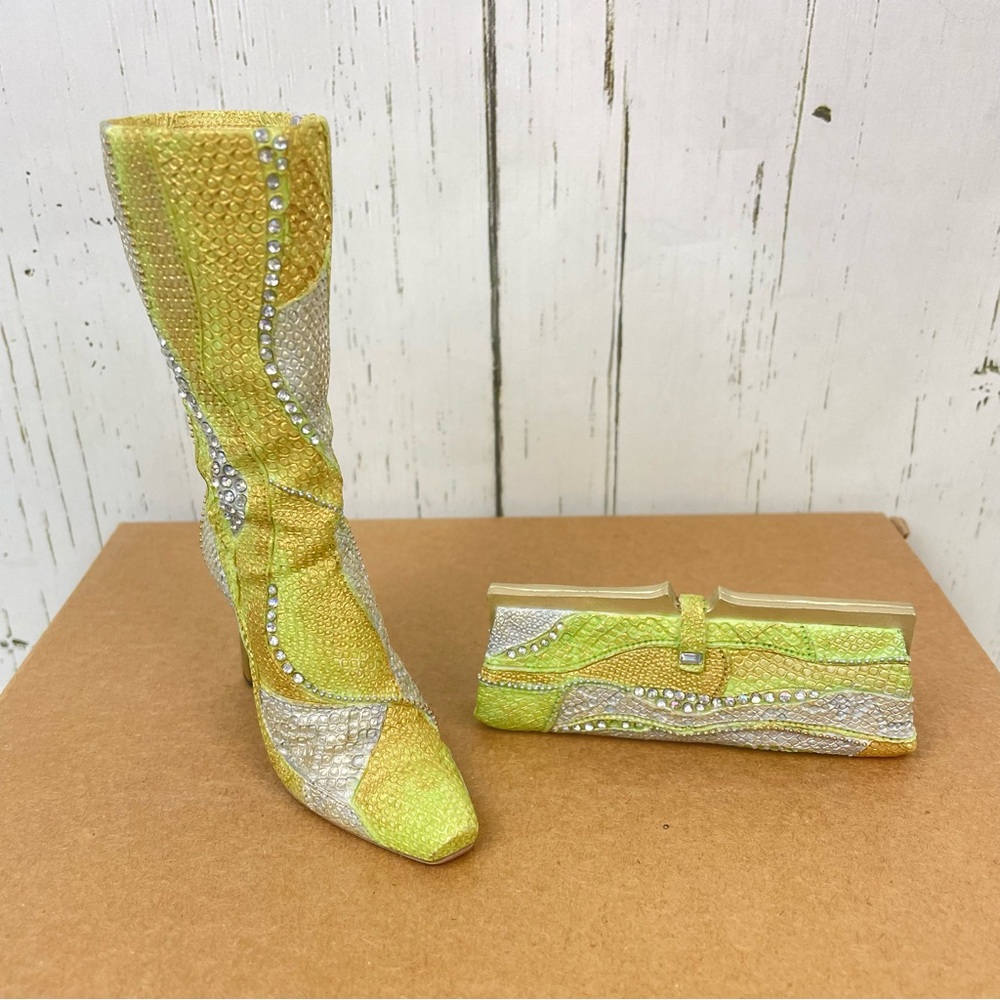 Just the Right Shoe by Raine “Perfectly Python” Miniature Collector Set‎